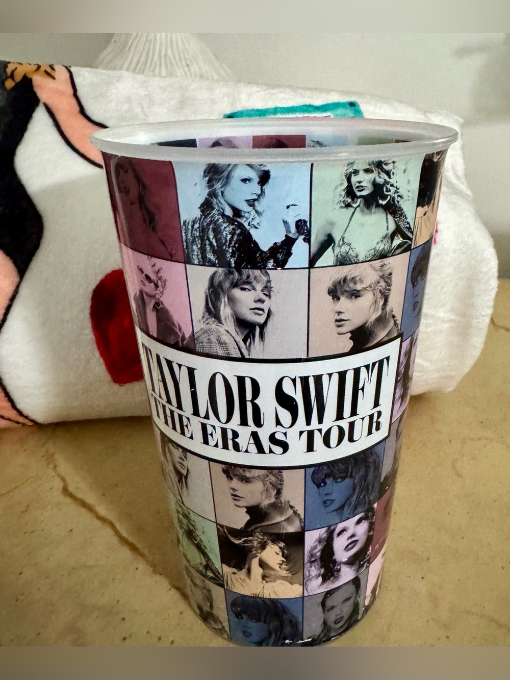 Taylor Swift The Eras Tour Bundle Throw Blanket and Tumbler NWOT - Picture 6 of 7